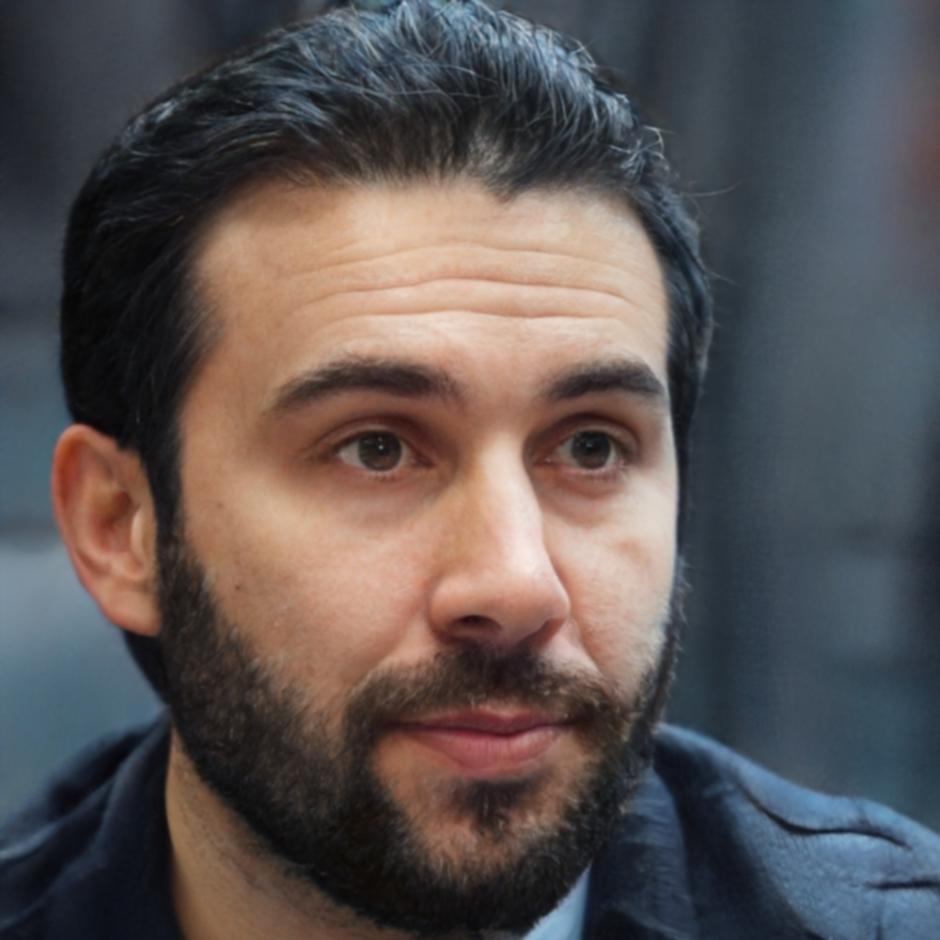 Portrait professionnel de Philippe Tremblay, spécialiste en optimisation fiscale